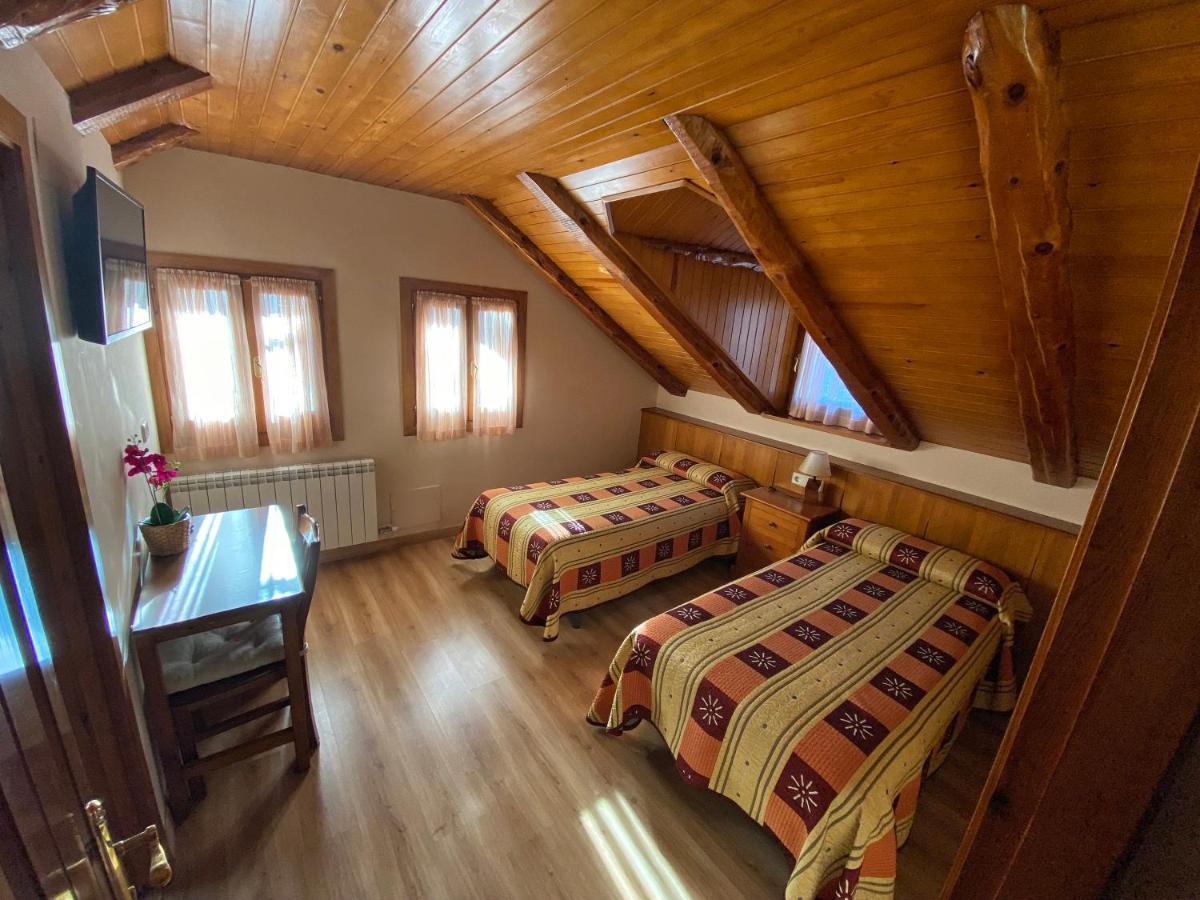 Casa Torellola Cardet Buitenkant foto
